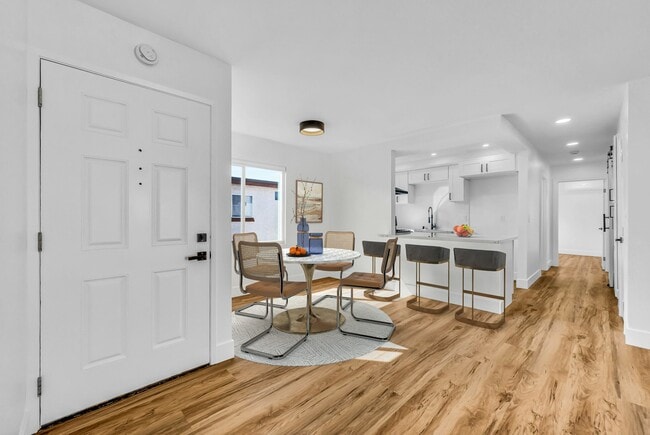 Photo - 18652 Libra Cir Unit 3