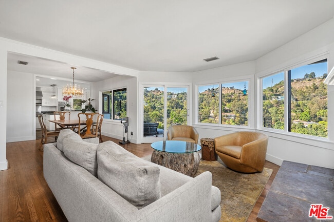 Photo - 2444 Carman Crest Dr