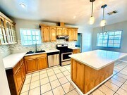 Photo - 316 W Walnut Ave