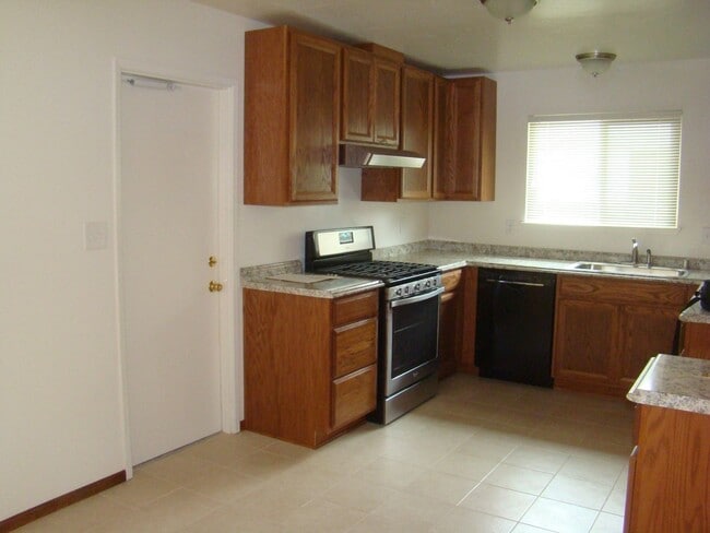 Photo - 3/2 Home on Lompoc's South Side