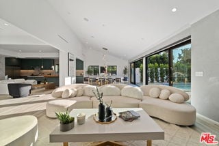 Photo - 5301 Crebs Ave