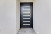 Photo - 7856 Kyle St