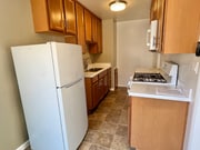 Photo - 1570 Hornblend St