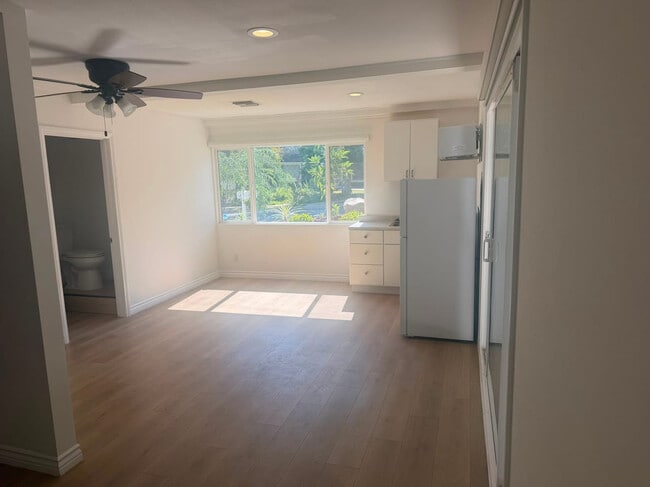 Building Photo - 7046 Darnoch Way Unit 2