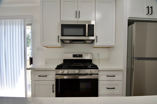 Photo - 5652 Colfax Ave Unit 05