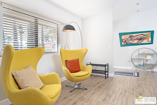 Photo - 2342 N San Gorgonio Rd