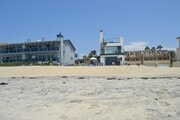 Photo - 1 bedroom Condo steps from the beach