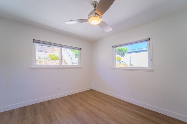 Photo - 1830 Illion St