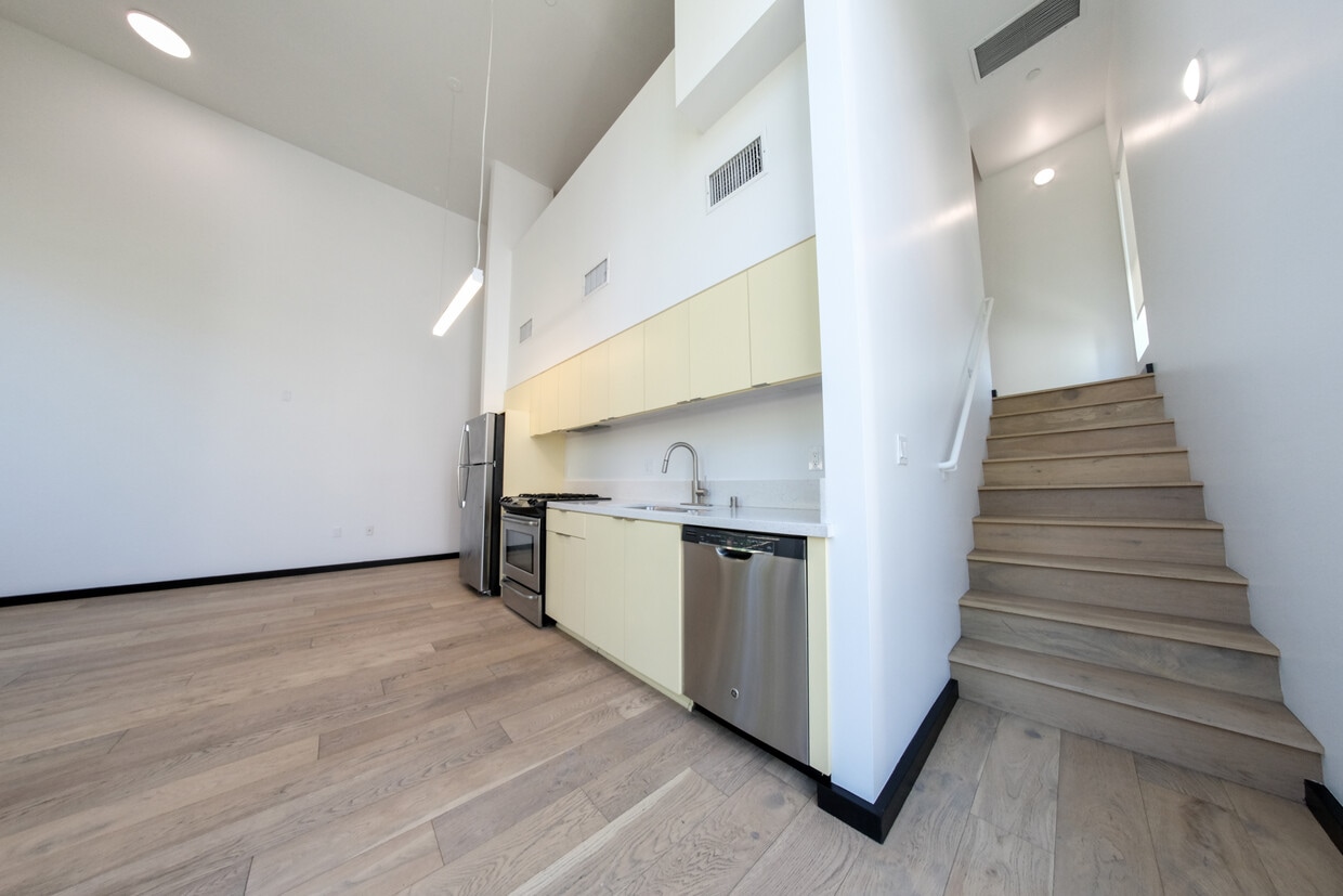 Floor Plan - 307