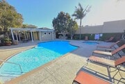 Photo - 320 Harbor Breeze Dr House