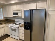 Photo - Spacious and Renovated Santa Monica Townho... Condo Unit 4