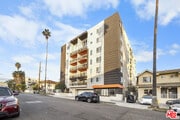 Photo - 900 S Kenmore Ave Condo Unit 504