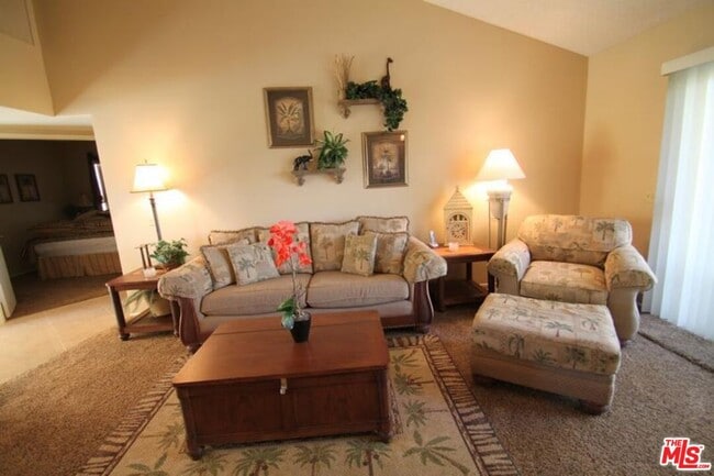 Photo - 40420 Bay Hill Way