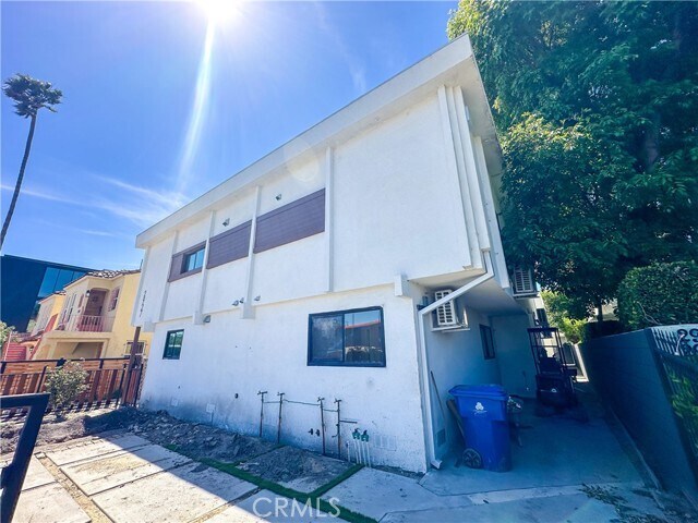Photo - 2927 Redondo Blvd Townhome