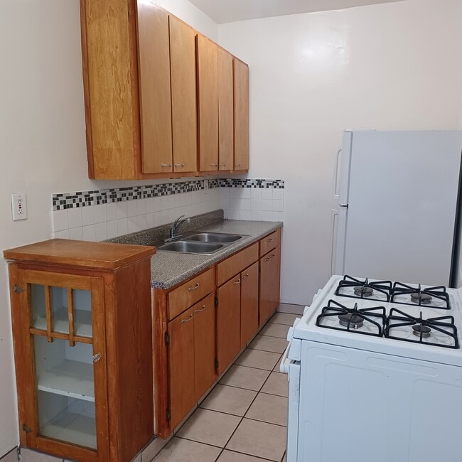 Photo - 5757 Franklin Ave