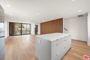 Photo - 1752 N Van Ness Ave Condo Unit 1/2