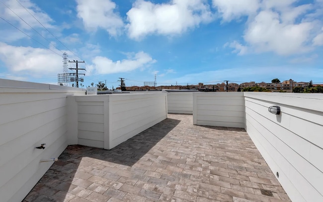 Photo - Grant Avenue B Unit B