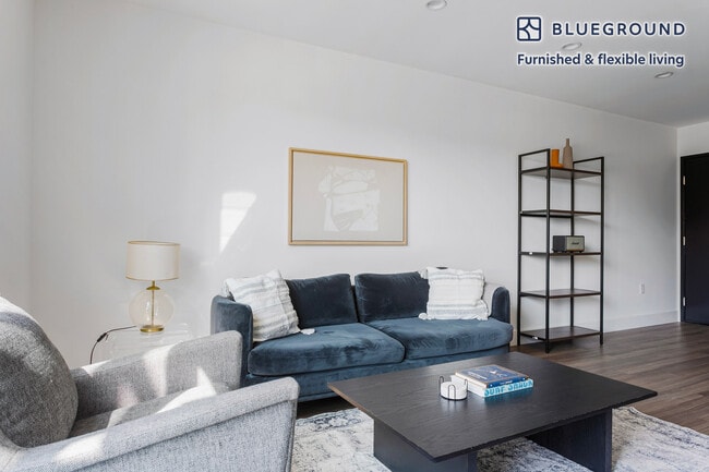 Photo - 1539 Purdue Ave Unit FL3-ID1373