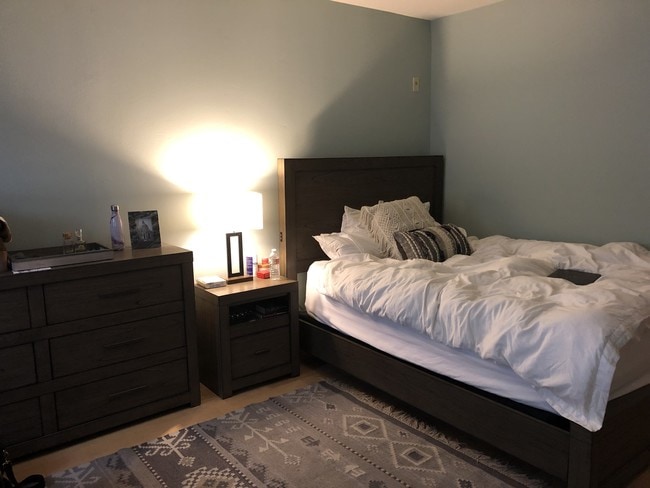 Building Photo - 11855 Goshen Ave Unit #106 Rental
