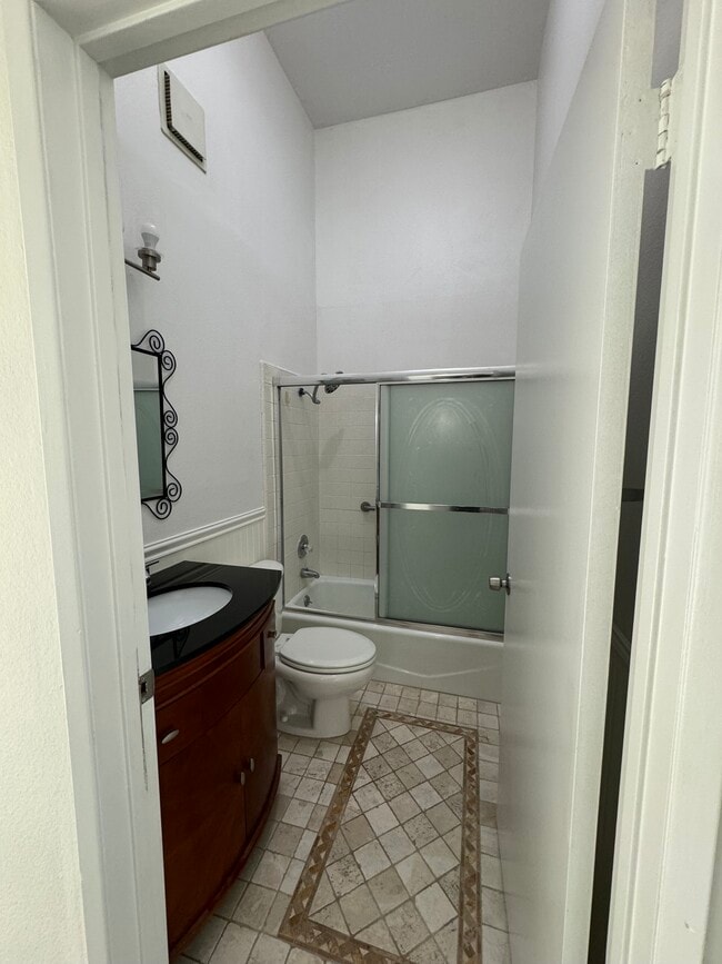 Photo - 814 W El Repetto Dr Unit Single #A