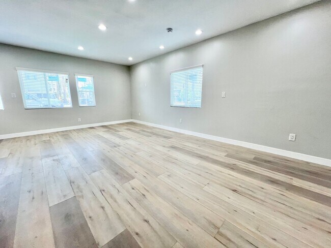 Photo - OTP - Broadway & Bonito Unit 1001 E. Broaway - B
