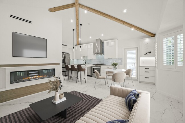 Photo - 4230 Van Nuys Blvd