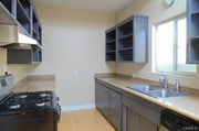 Kitchen - 2325 Kansas Ave Unit 16