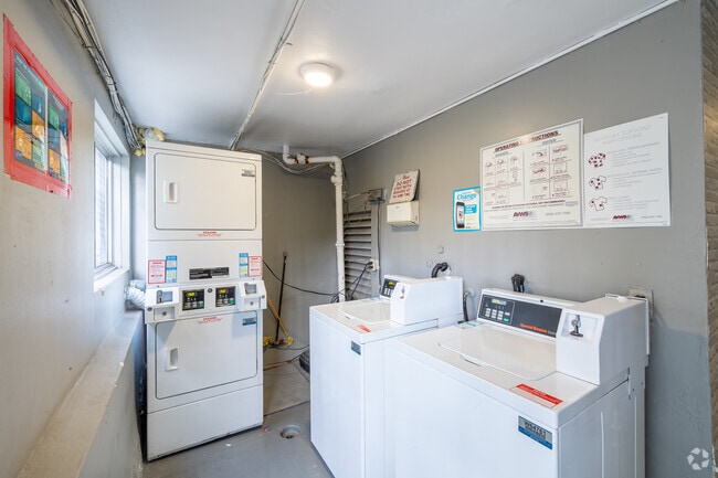 Laundry Facility - Mariposa Apartments