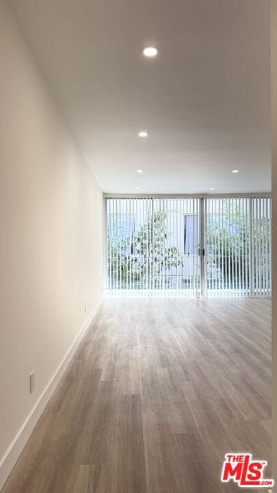 Photo - 414 N Palm Dr Unit 8