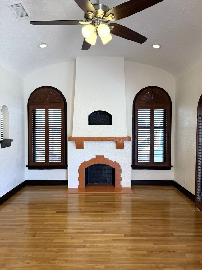 Photo - 479 Unit 1937