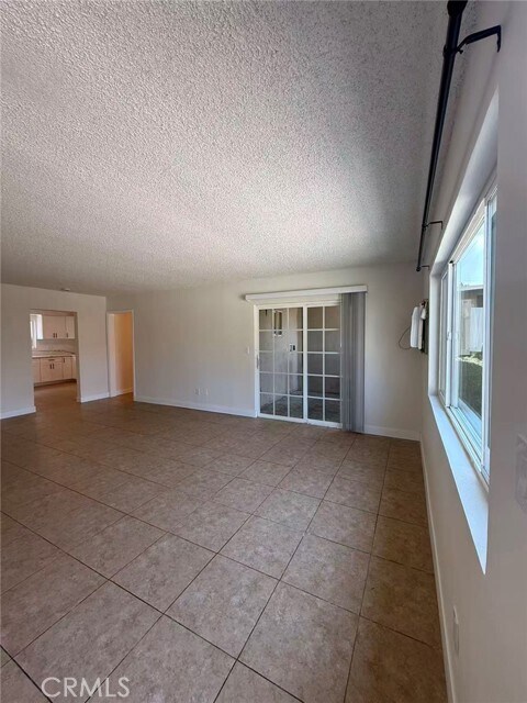 Photo - 2018 Las Vegas Ave Unit 8