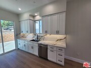 Photo - 13540 Hamlin St