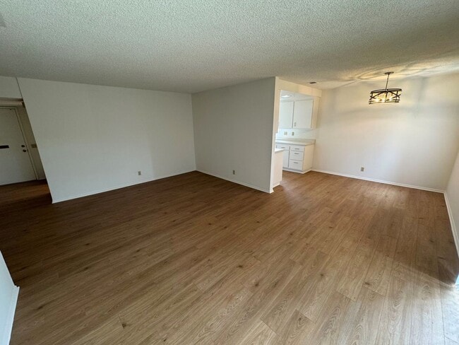 Photo - East Ventura Home- Spacious Backyard!