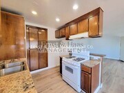 Photo - 1170 E South St Unit #03