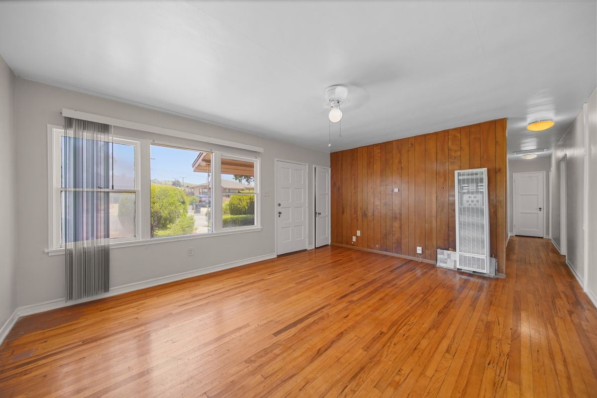 Photo - 544 N 7th St Apartment