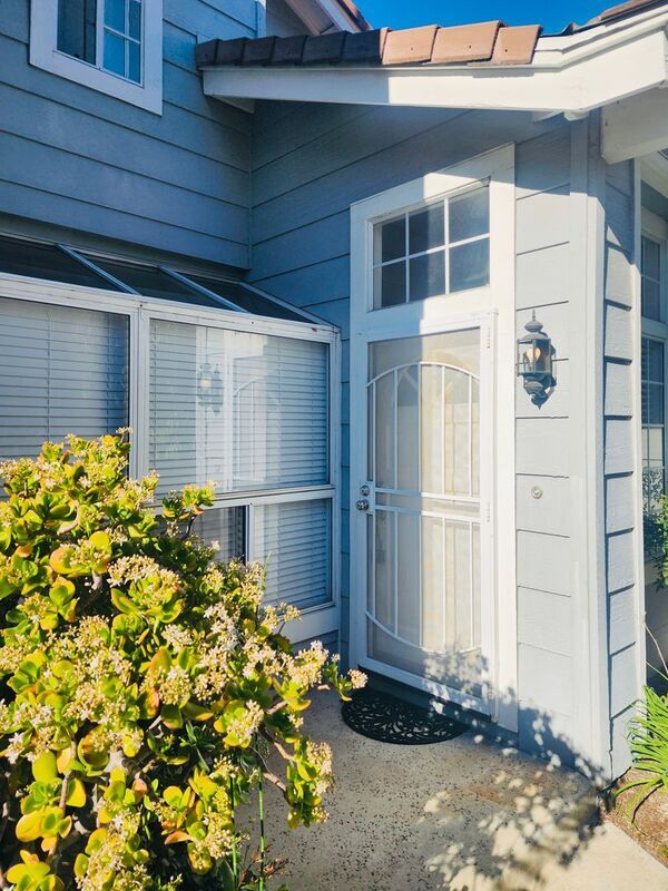 Photo - 2275 Hawthorne Pl