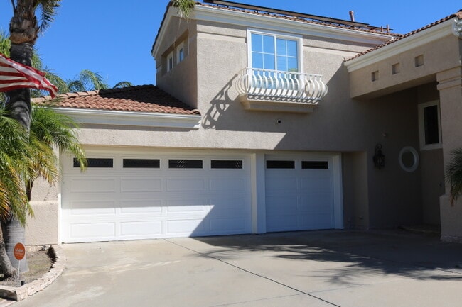 Photo - 14049 Claremont Ln