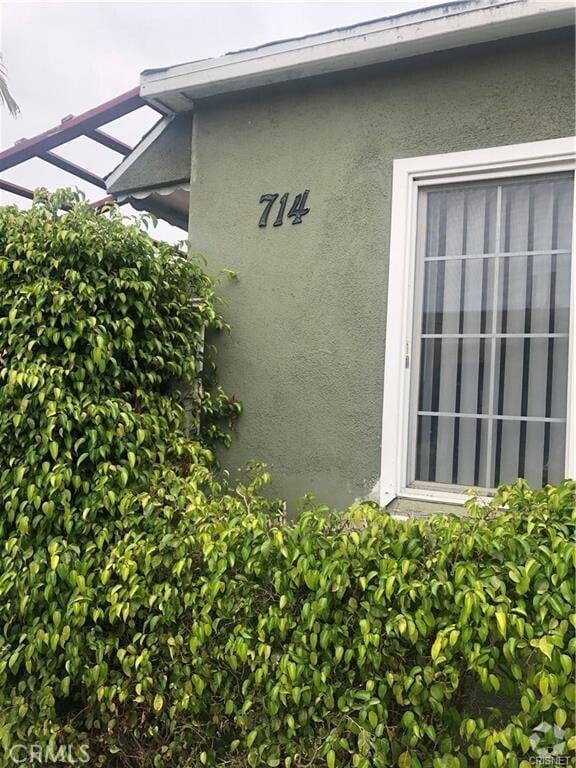 Building Photo - 714 Ocean Park Blvd Unit C Rental