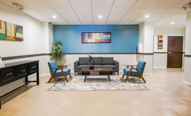 Photo - Live on the Boulevard Apartments in Sherma...