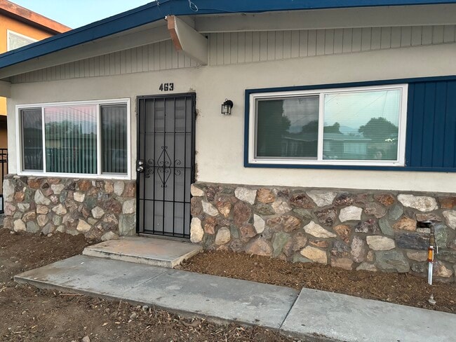 Building Photo - 463 W Ramona Dr Unit Front Duplex