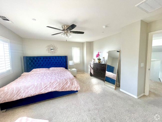 Building Photo - 5615 Garibaldi Way Rental
