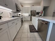 Photo - Beautiful 3-Bedroom Home with Solar in Valencia!