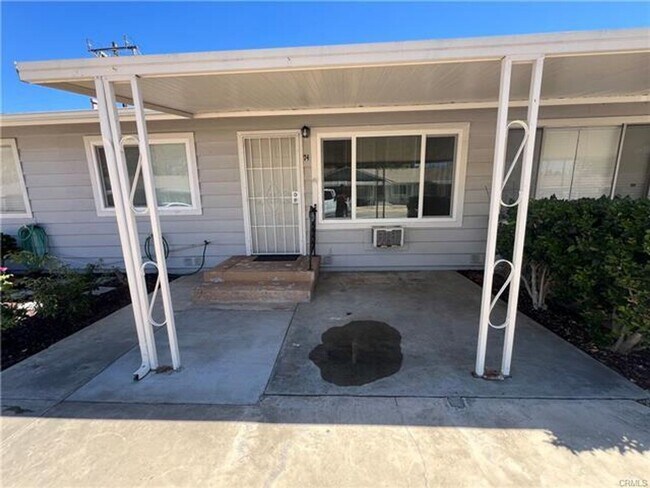 Photo - 150 E Lakeshore Dr