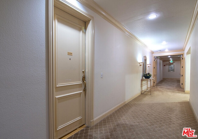 Photo - 1650 Veteran Ave Unit 306