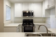 1BR, 1BA -750SF - Rose Pointe Apartments