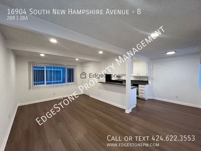 Building Photo - 16904 New Hampshire Ave Unit B