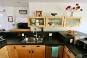 Full kitchen - 1709 Dewey St House