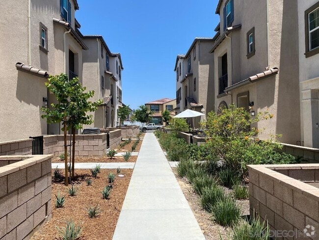 Building Photo - 40445 Melrose Dr Rental