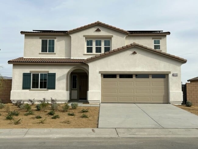 Charming House featuring 4 beds/3 baths Av... - Charming House featuring 4 beds/3 baths Av...