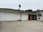 Photo - 4513 W 132nd St